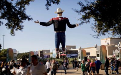 Ken Paxton withdrew an opinion on gun bans weeks after suing Texas state fair for a similar restriction
